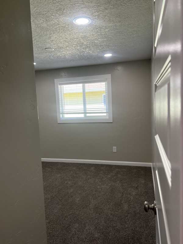 1215 S Elder St - Photo 7 of 15