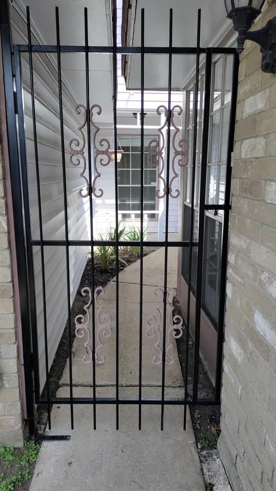 15622 Barbarossa Dr - Photo 2 of 20