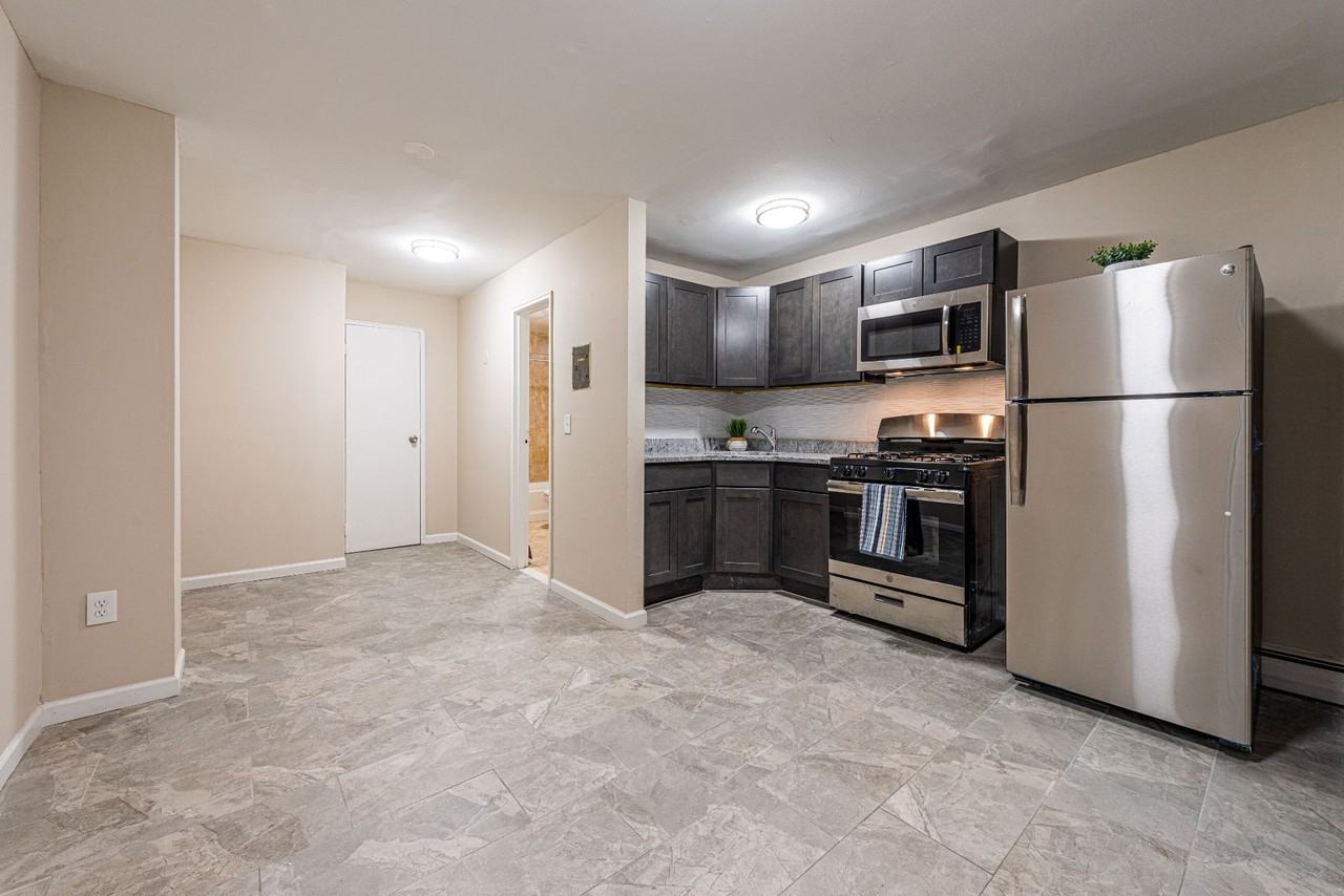361-369 Park Ave - Photo 3 of 6
