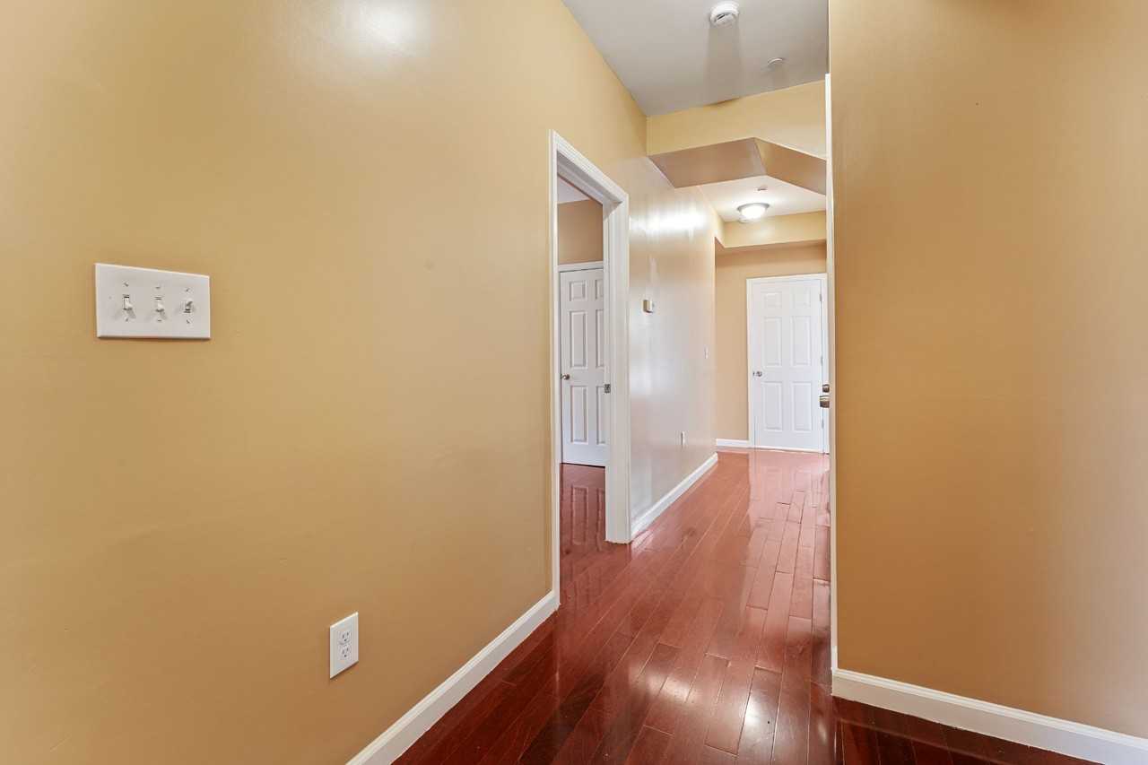 39 North Burnett Steet - Photo 4 of 5