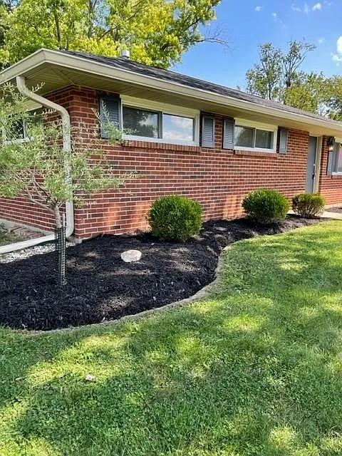 3098 Stanwin Pl - Photo 3 of 11