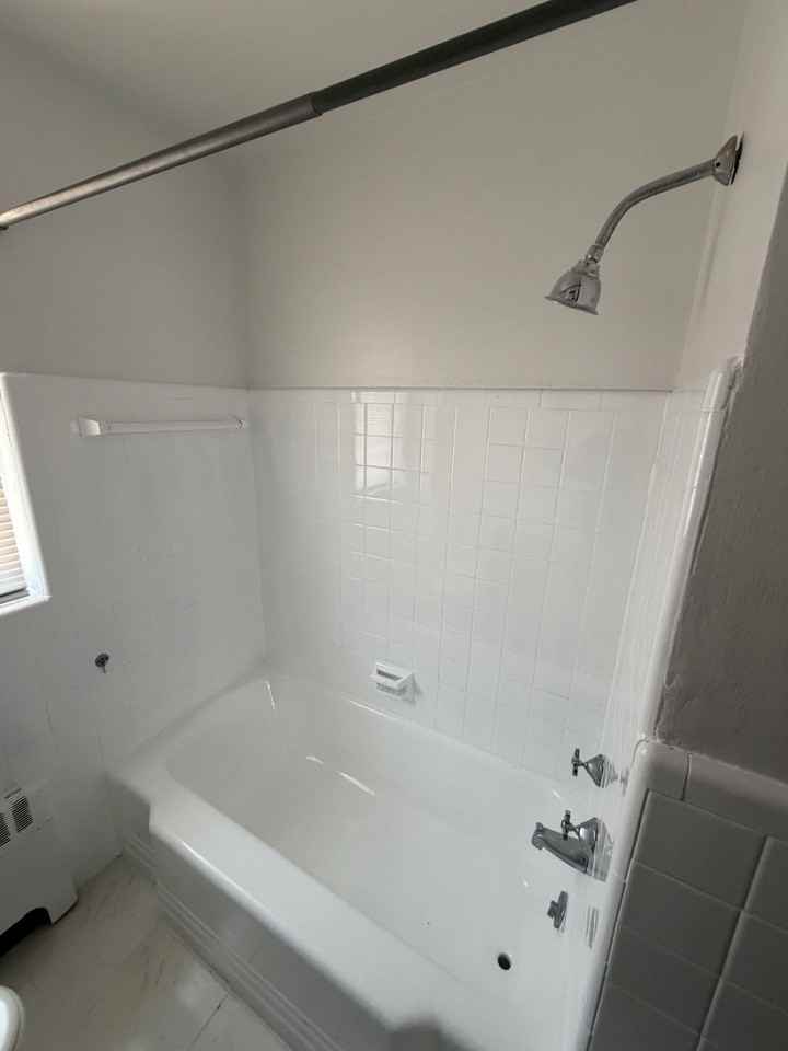 2000 Lorraine Rd - Photo 6 of 11