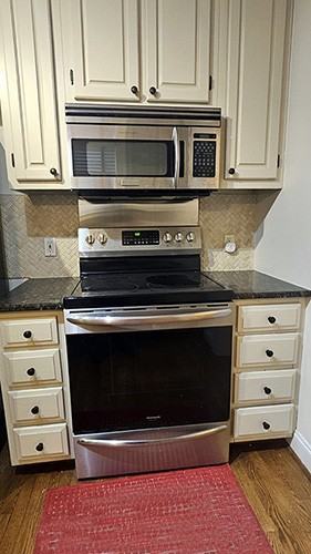 2610 Woodlawn Dr - Photo 6 of 20