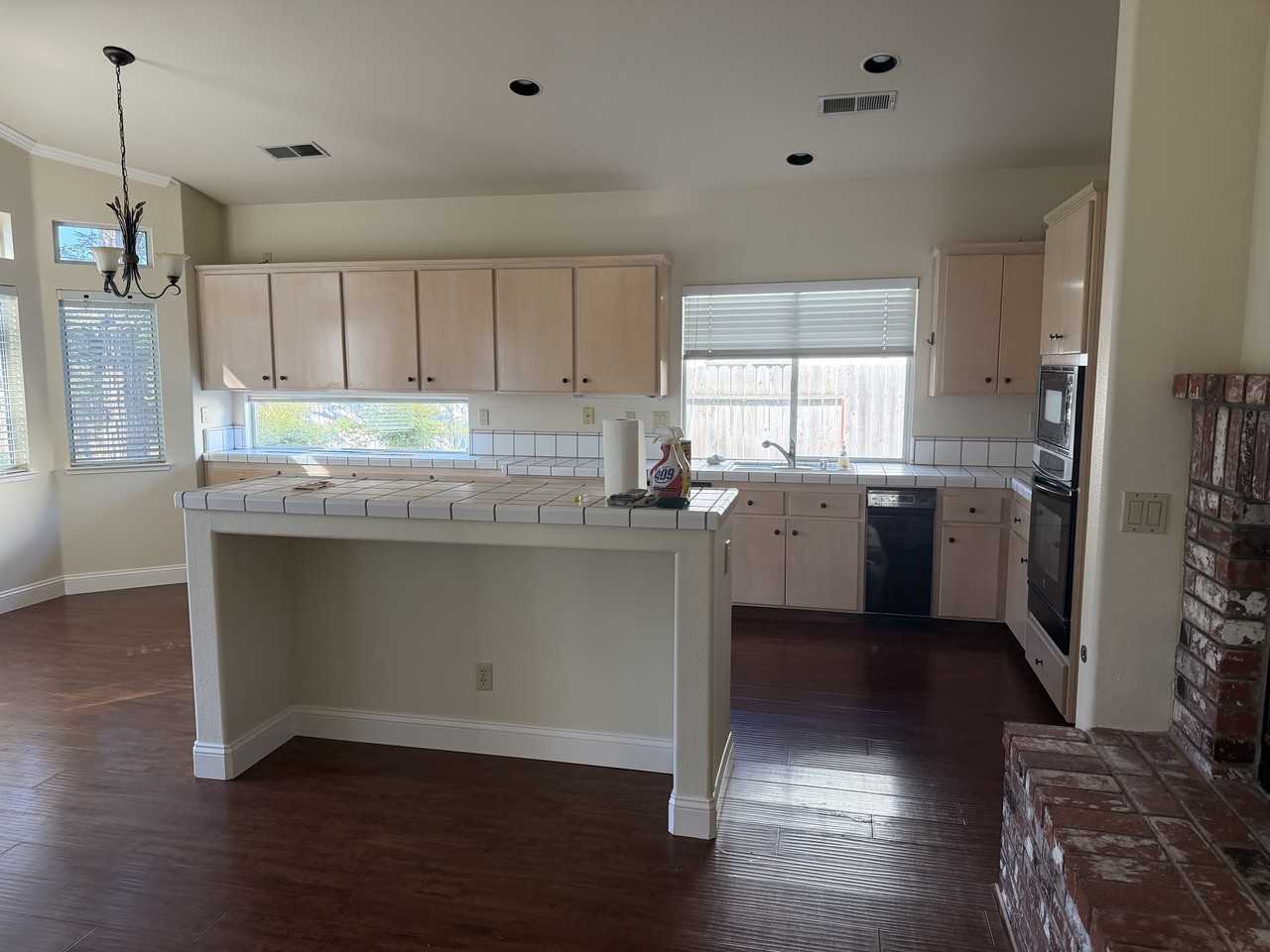 4933 Charter Rd - Photo 6 of 16