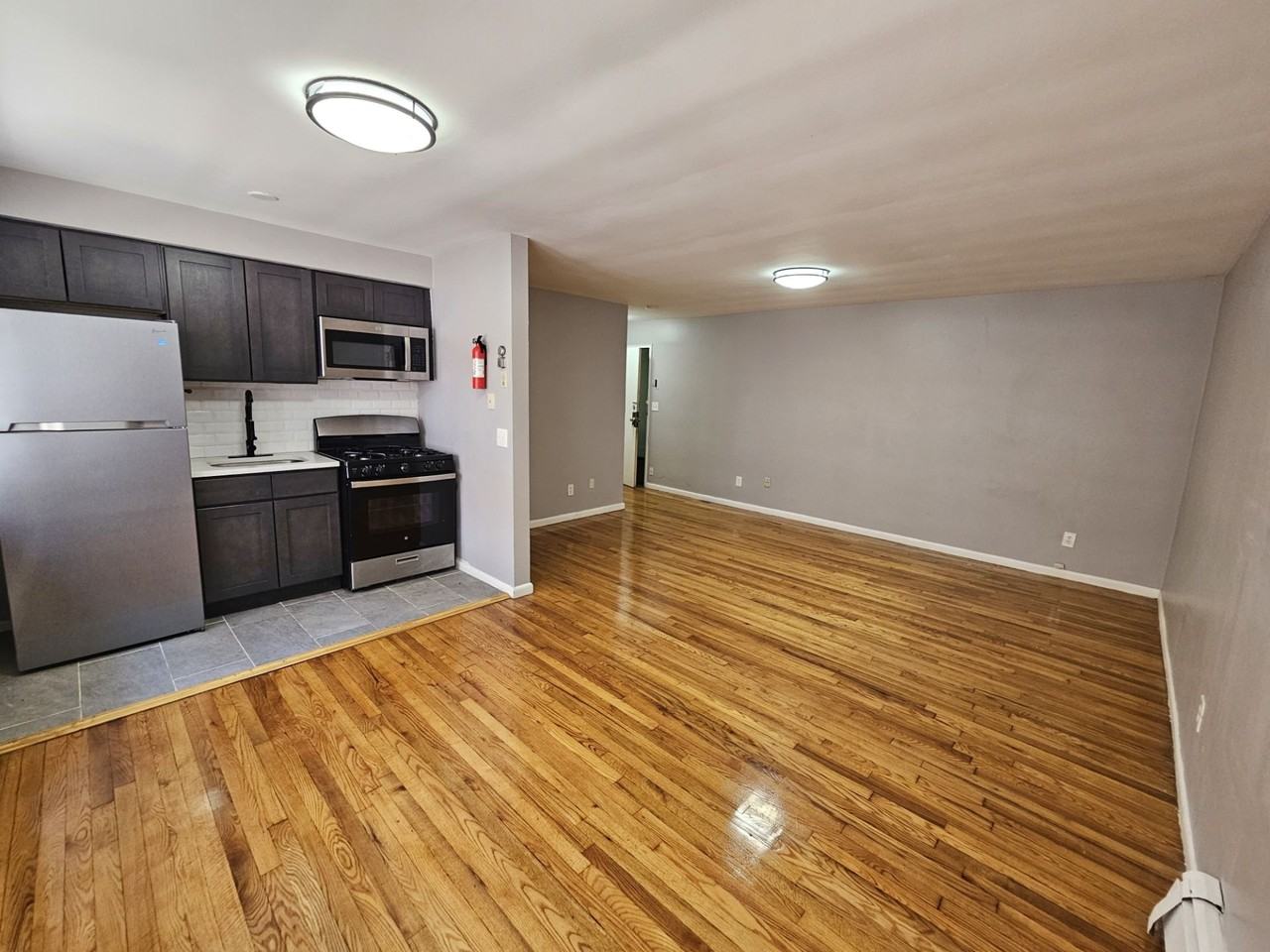 26 Stiles Street - Photo 2 of 3