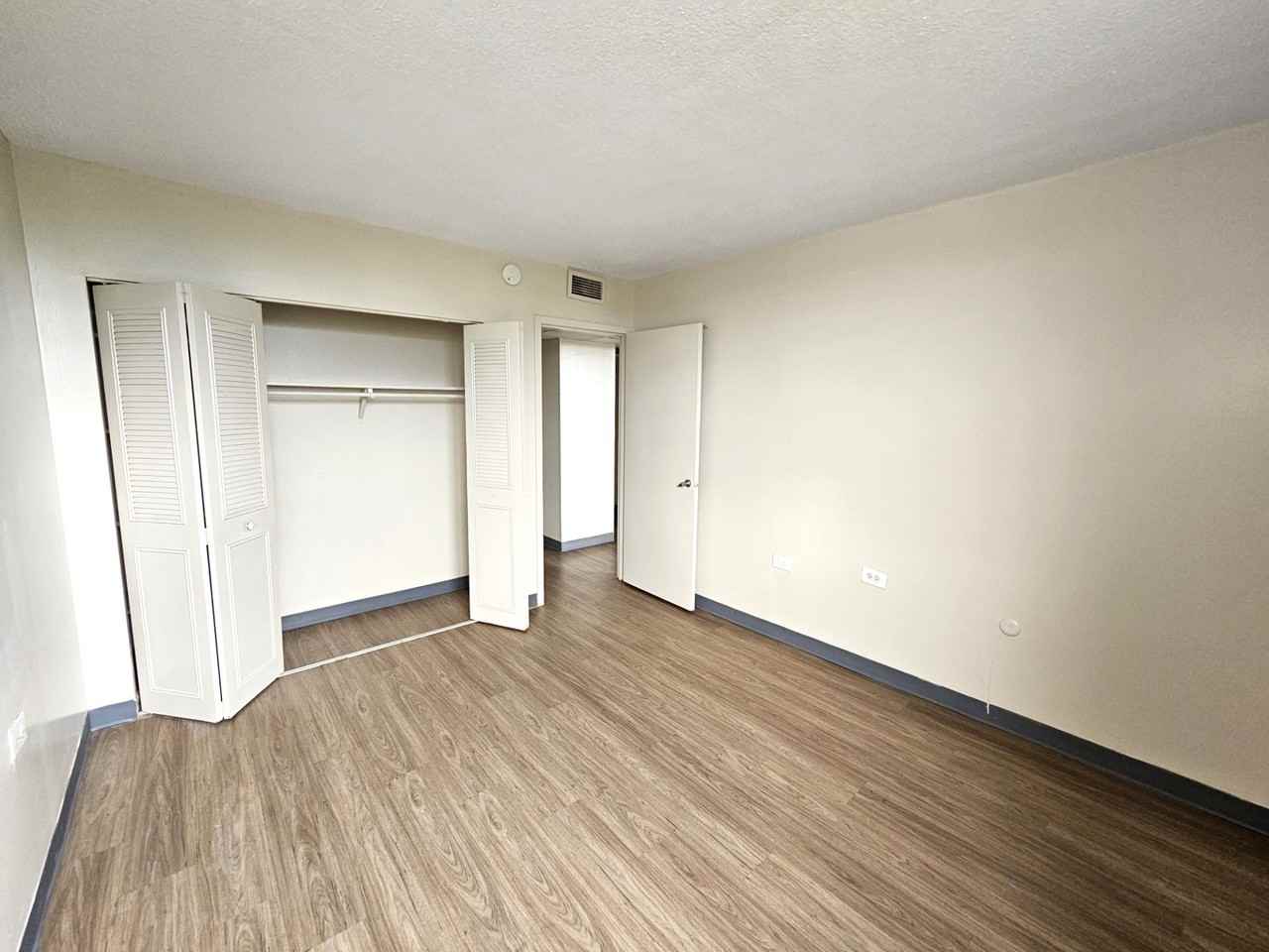 Luther Towers - Photo 6 of 8