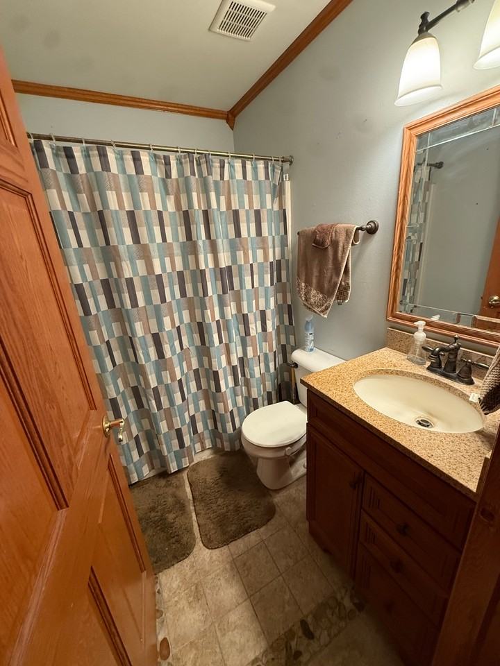 236 N Middle Rd - Photo 5 of 16