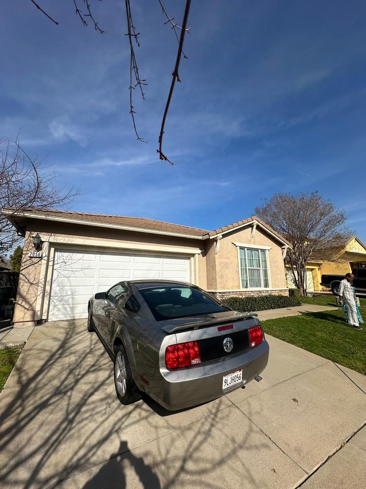 7056 Kelmscott Ln - Photo 2 of 20