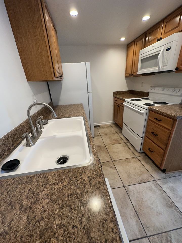 2329 Obetz Dr #A - Photo 4 of 17