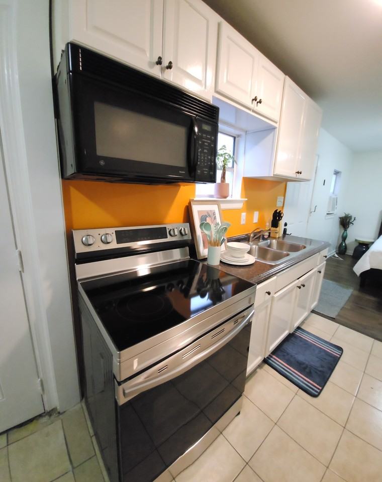 4871 Tchoupitoulas St #B - Photo 2 of 9