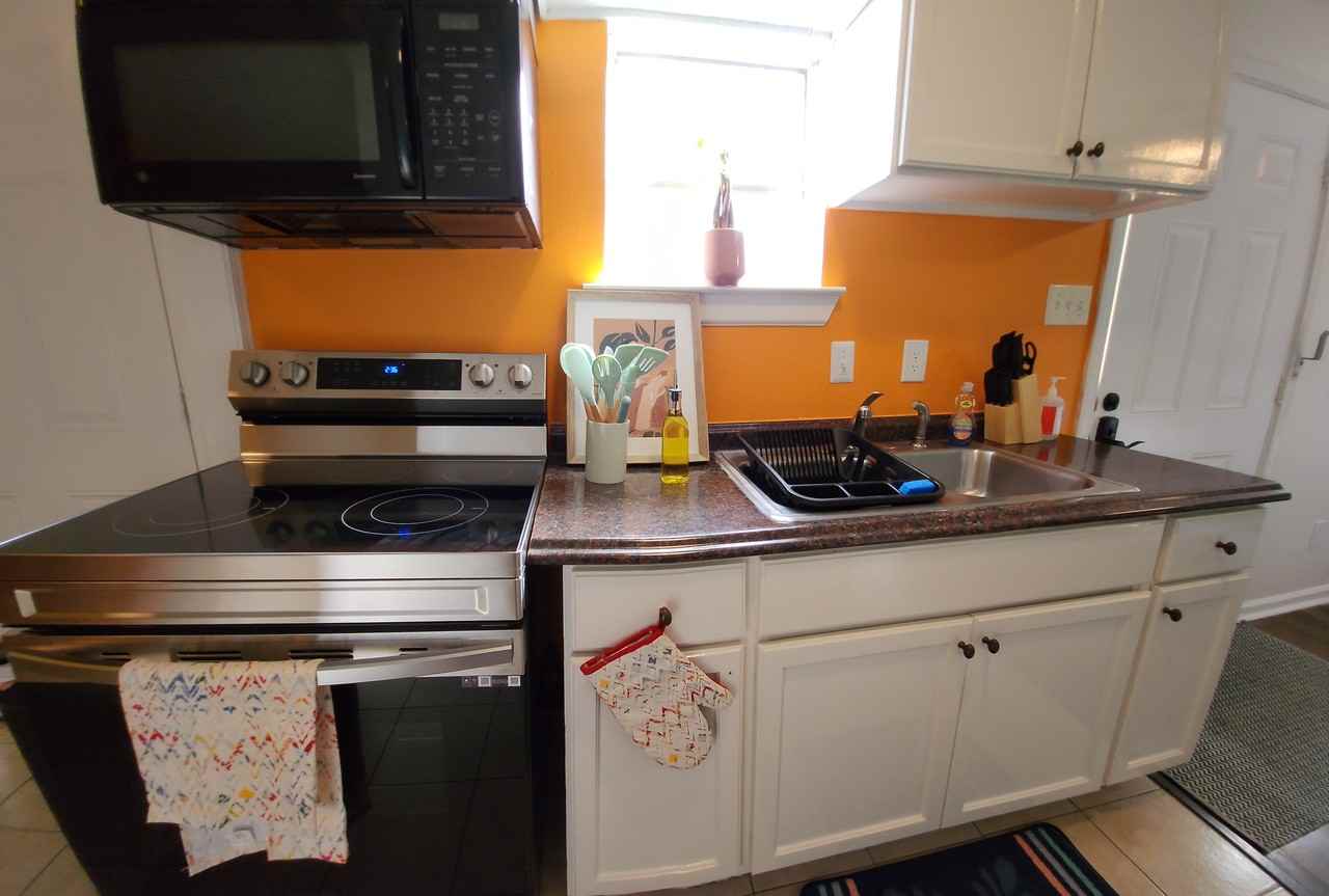 4871 Tchoupitoulas St #B - Photo 5 of 9