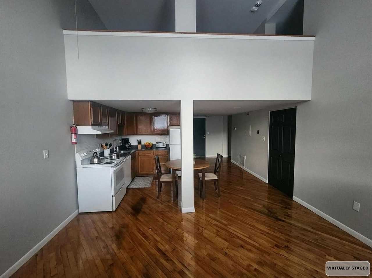 550 Pearl Street - Photo 3 of 6