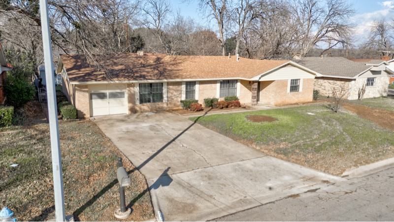 1212 Tulane Dr - Photo 3 of 21