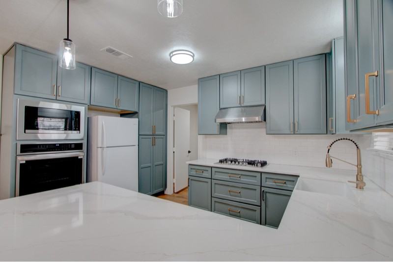 1212 Tulane Dr - Photo 5 of 21