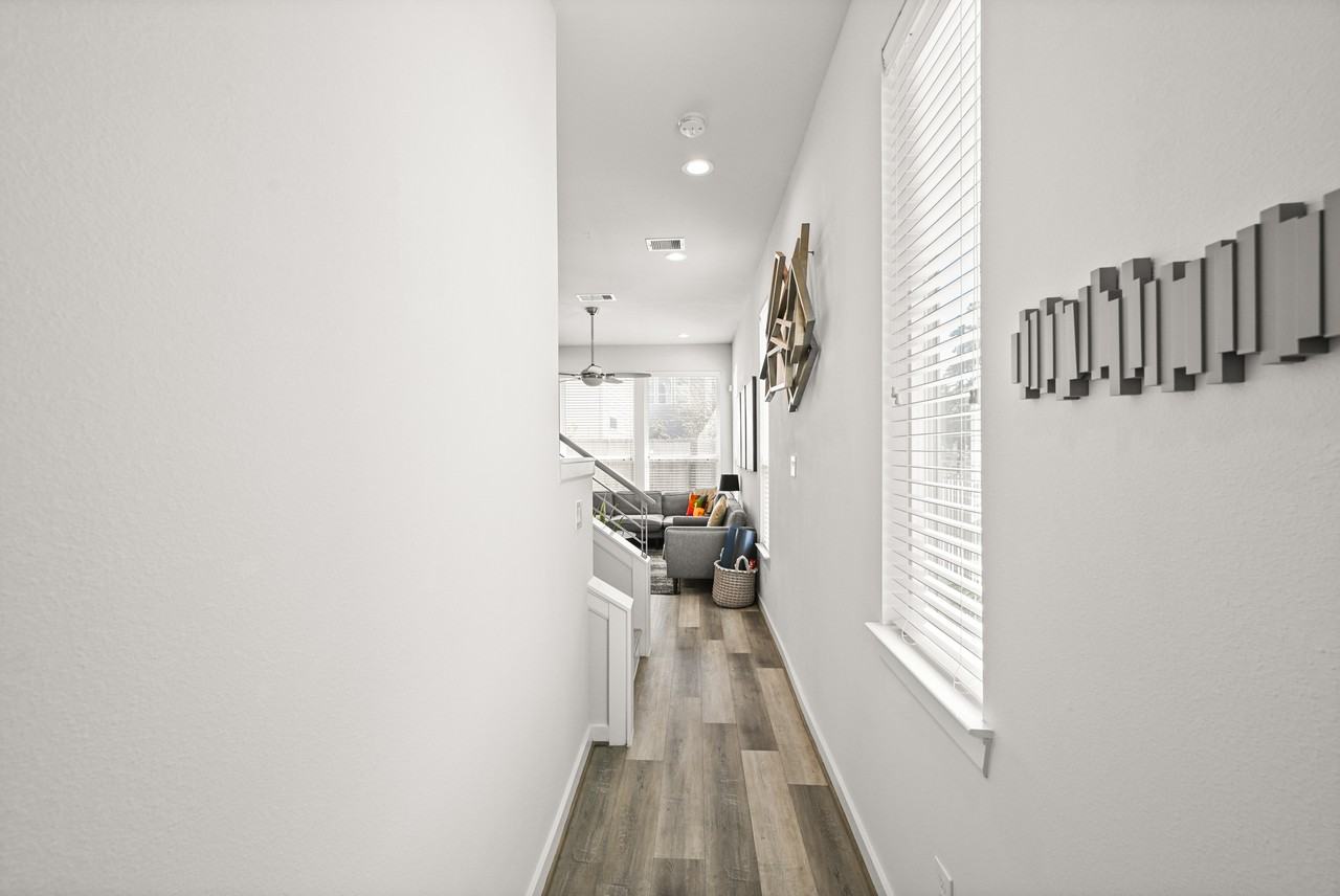 4002 Elser St - Photo 4 of 20