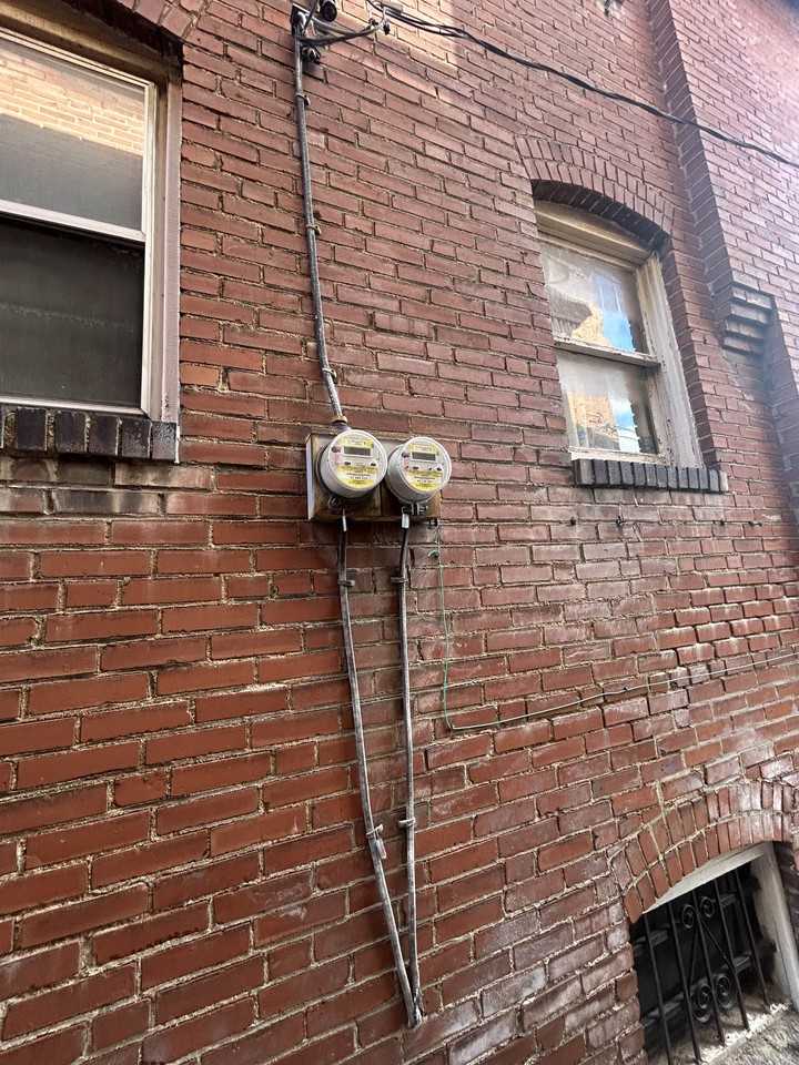 5124 Northland Ave - Photo 4 of 20