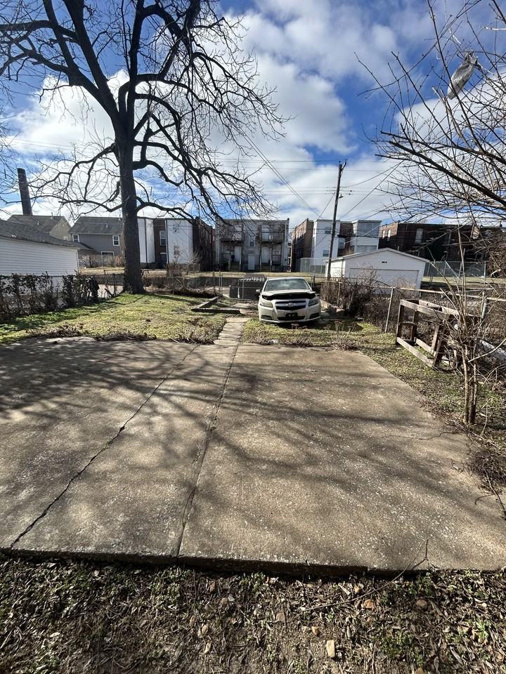 5124 Northland Ave - Photo 7 of 20