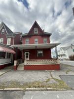 featured image of 200 5th Ave