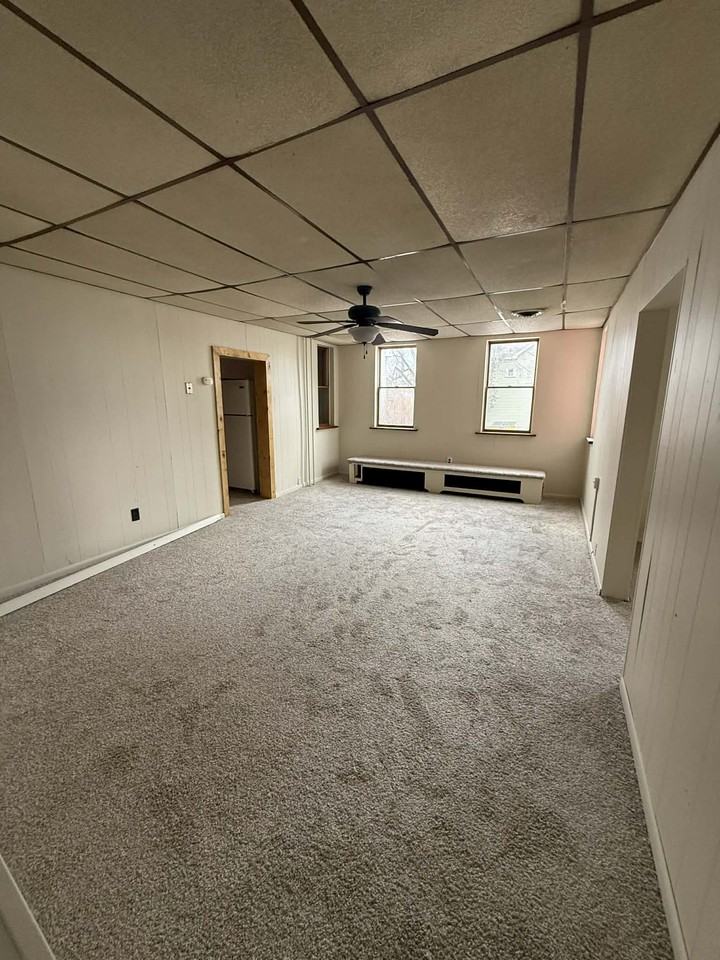 200 5th Ave - Photo 5 of 8