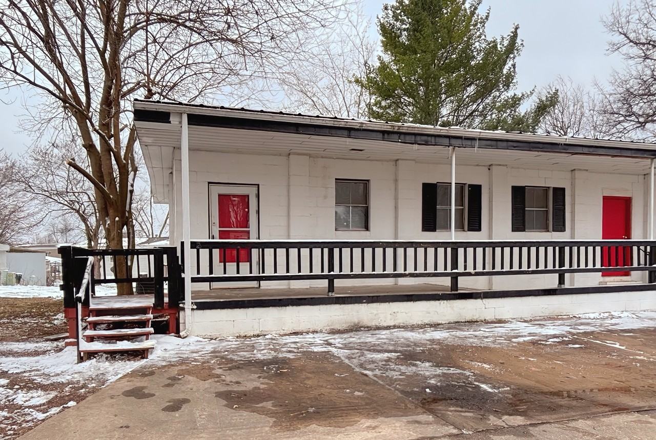 1522 Wilkes Ave - Photo 5 of 10