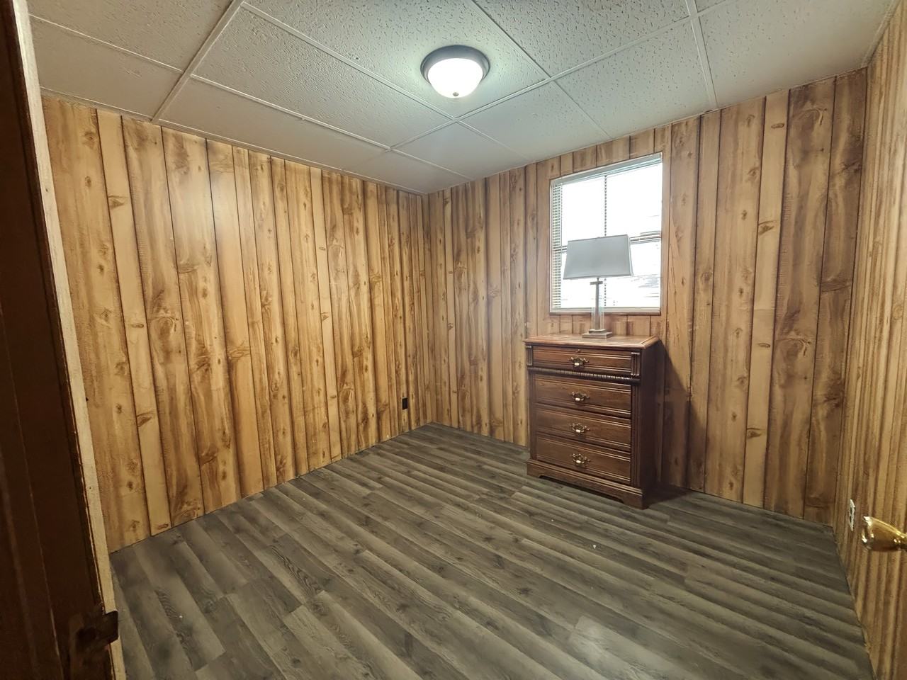 1522 Wilkes Ave - Photo 7 of 10