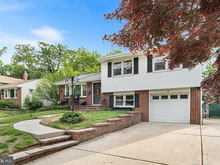 5 Valley View Ct - Photo 2 of 14