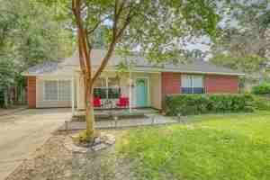 featured image of 4527 Morningside Ln