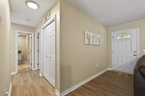 4527 Morningside Ln - Photo 5 of 9