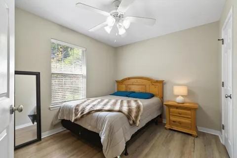 4527 Morningside Ln - Photo 6 of 9