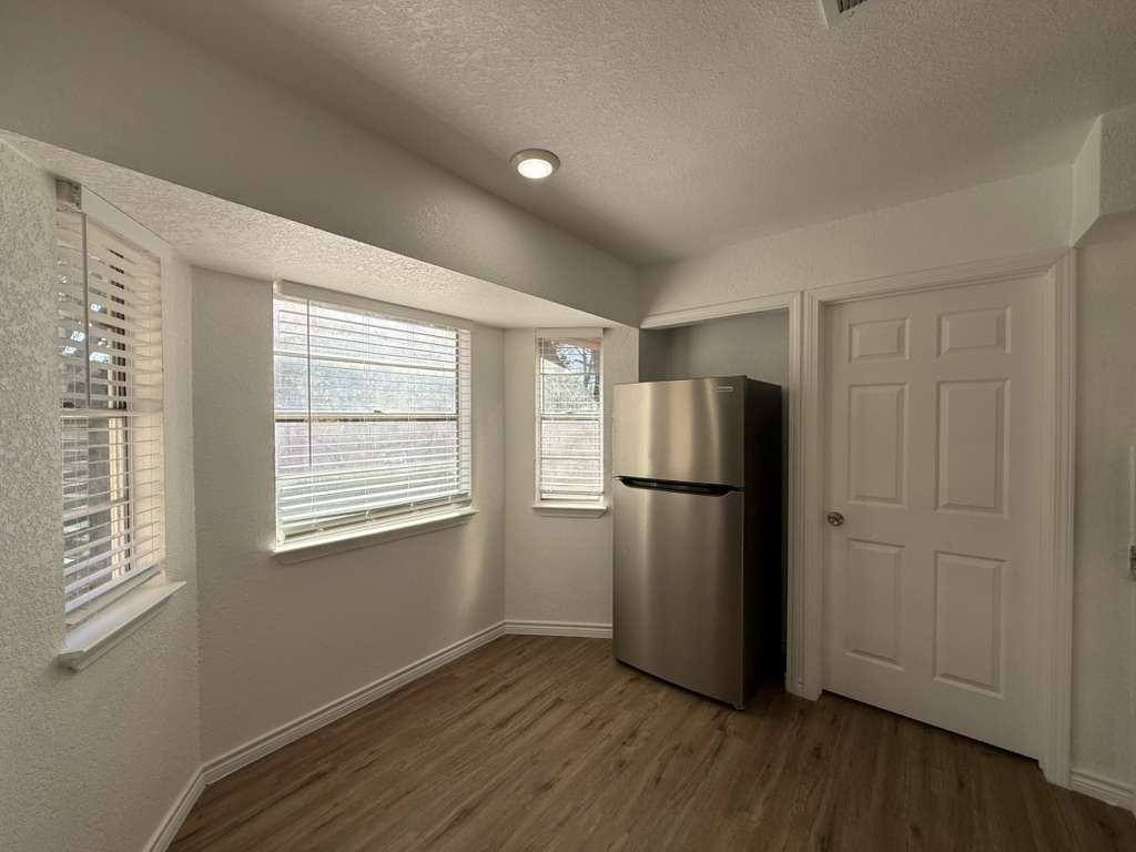 4510 Briargrove St - Photo 3 of 17