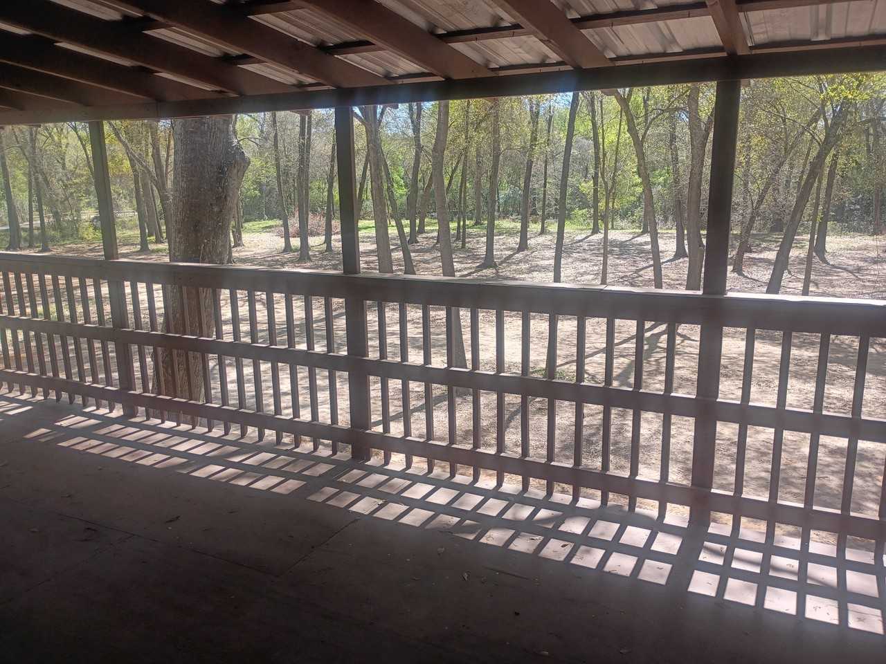 738 Old Pin Oak Rd - Photo 7 of 20