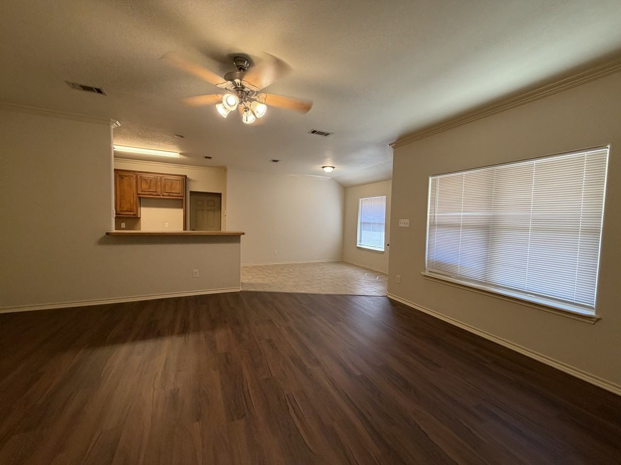 5809 Swords Dr - Photo 2 of 17