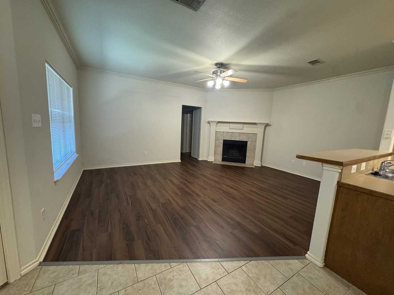 5809 Swords Dr - Photo 3 of 17