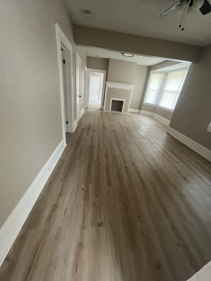 617 Ivy St - Photo 2 of 17