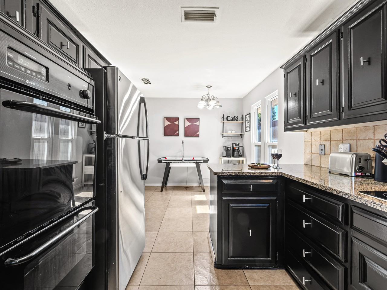 1113 Roaring Springs Dr - Photo 7 of 20