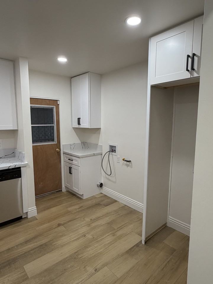 1103 E Princeton St #1 - Photo 5 of 8