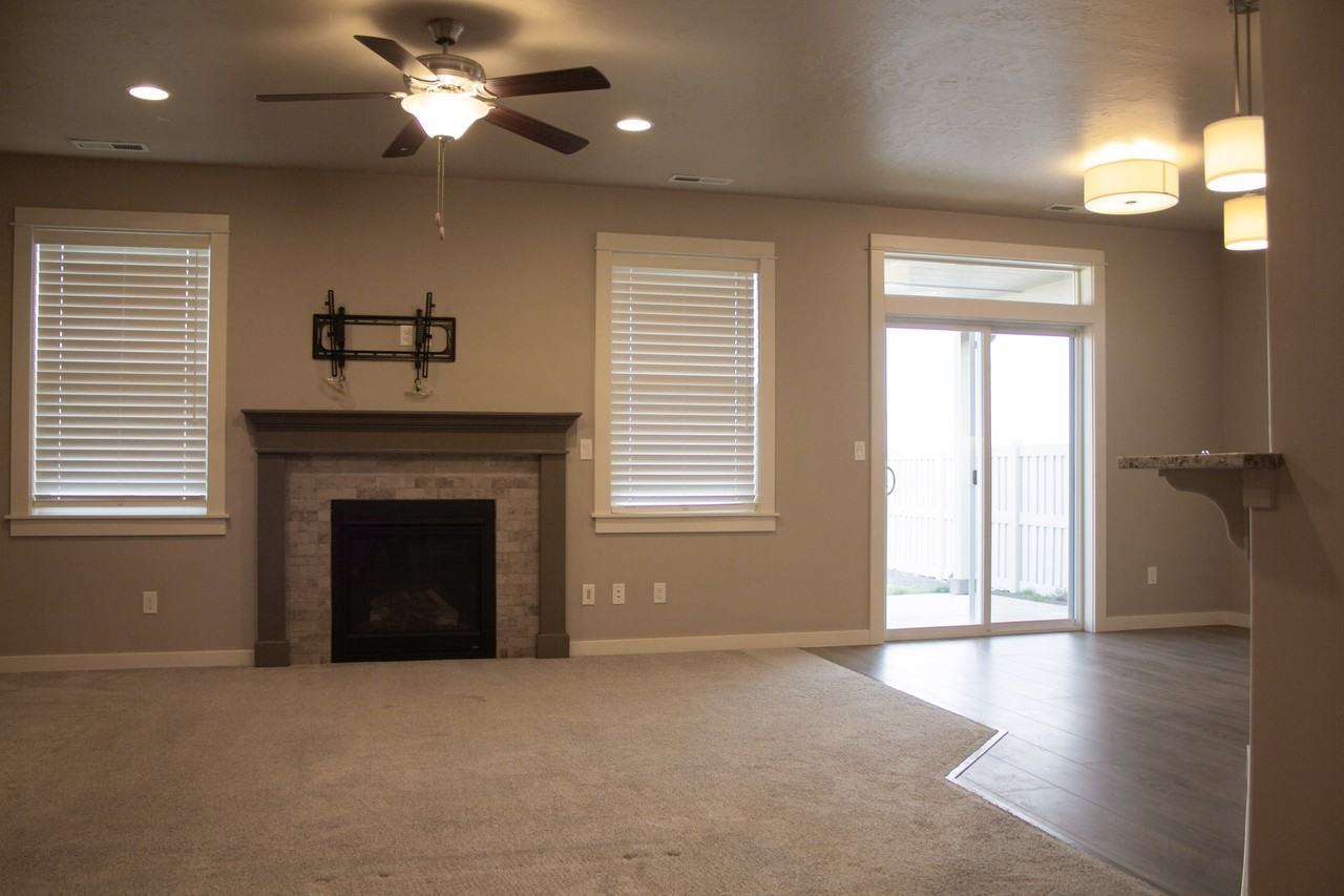 10555 W Catmint Dr - Photo 6 of 18