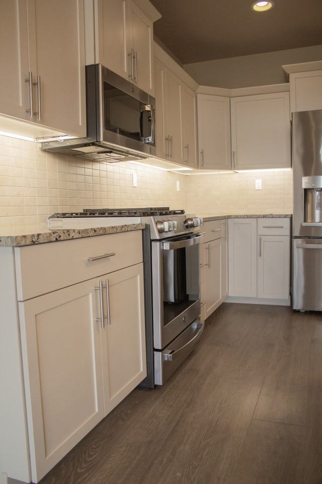 10555 W Catmint Dr - Photo 7 of 18