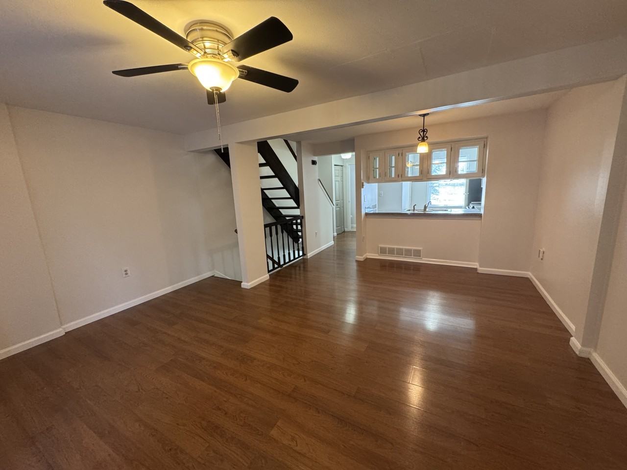 4363 Heritage Dr - Photo 3 of 9