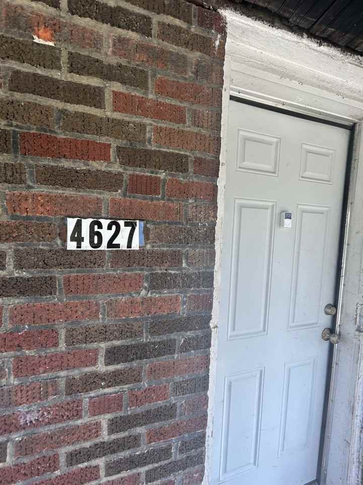 4627 Maffitt Ave - Photo 2 of 18