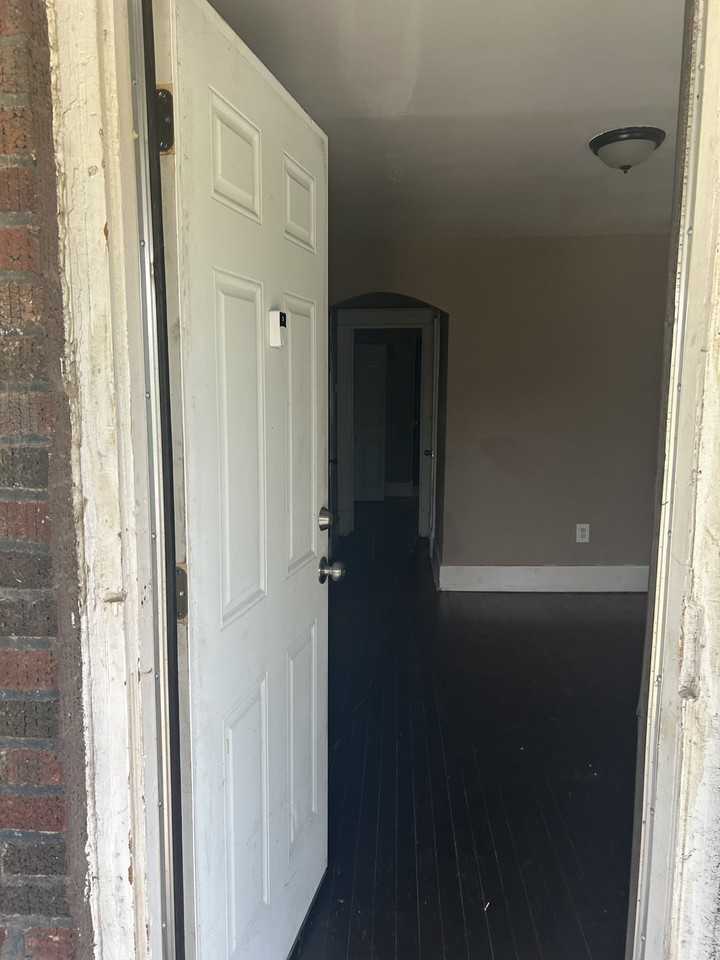 4627 Maffitt Ave - Photo 5 of 18