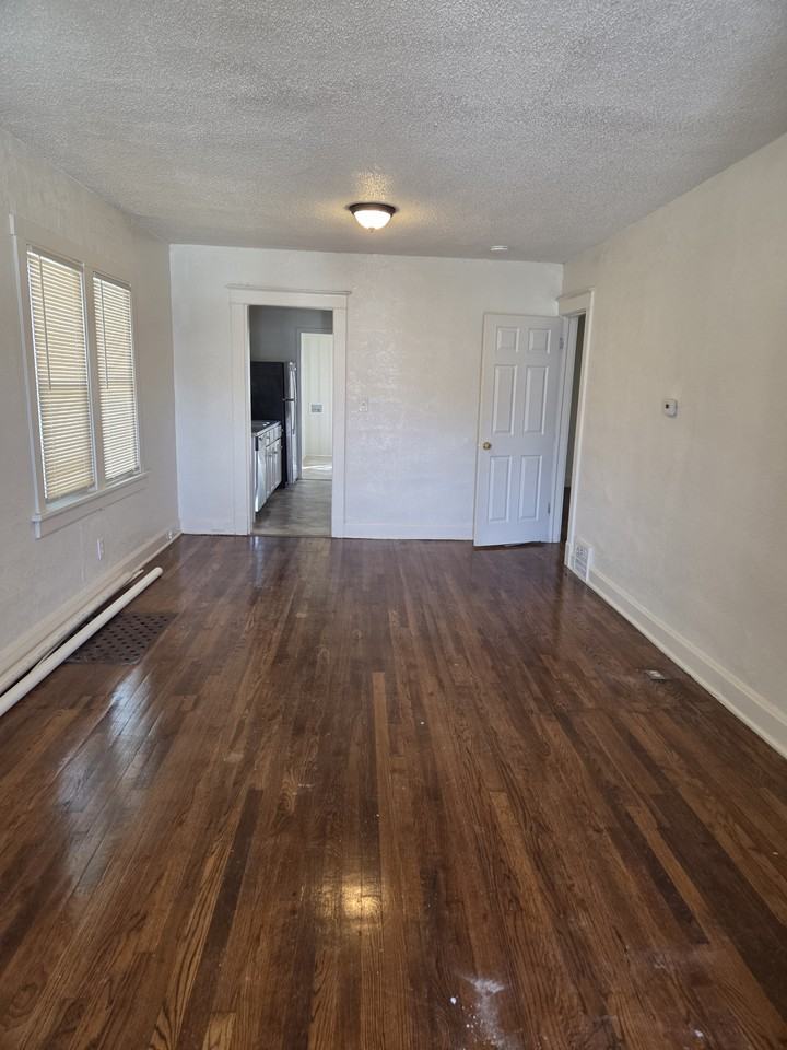 3429 Mersington Ave - Photo 2 of 13