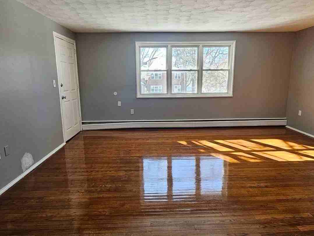 1279 Quinnipiac Ave #19 - Photo 4 of 10