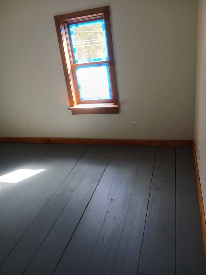 1156 Us Rt #2UPSTAIRS - Photo 3 of 4