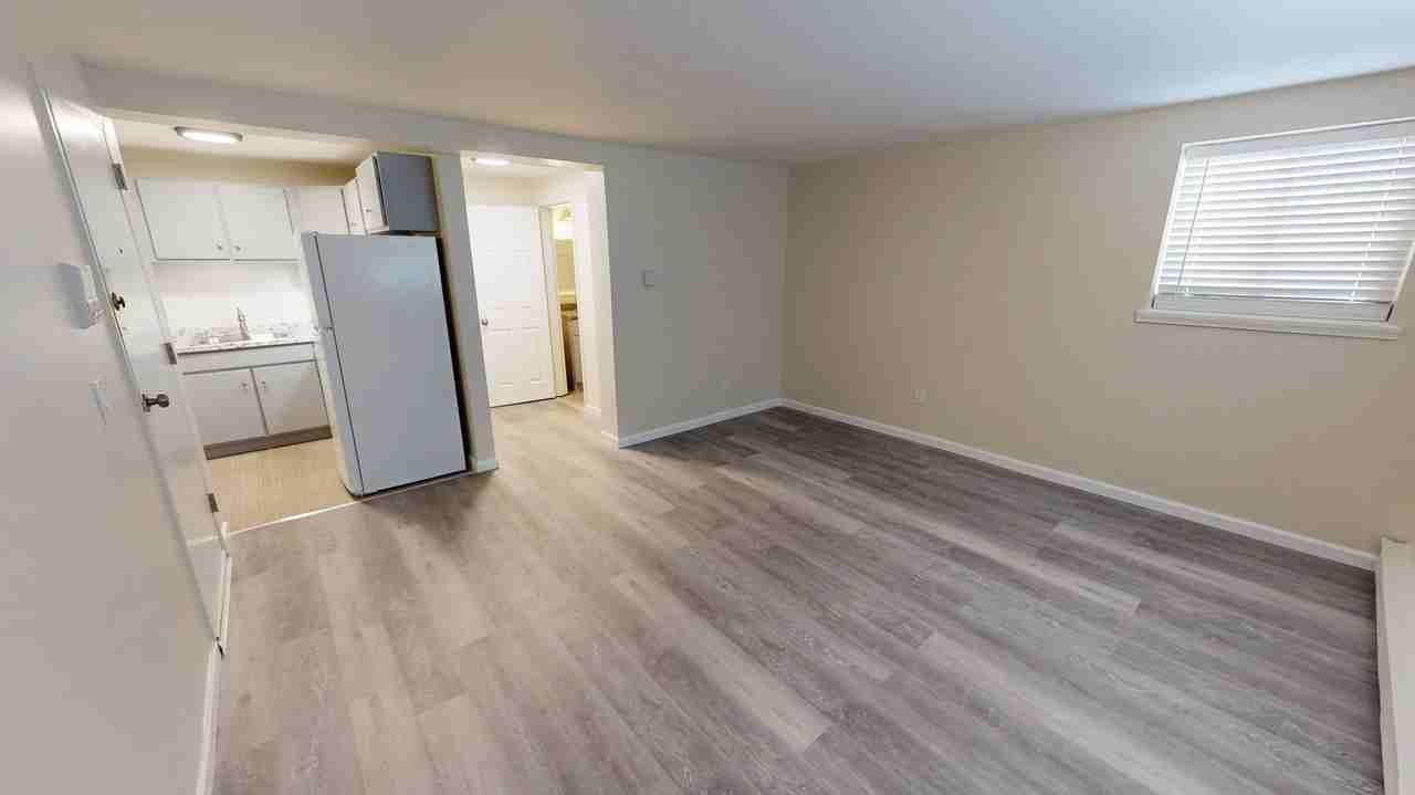 38 Simard Dr #1 - Photo 3 of 7