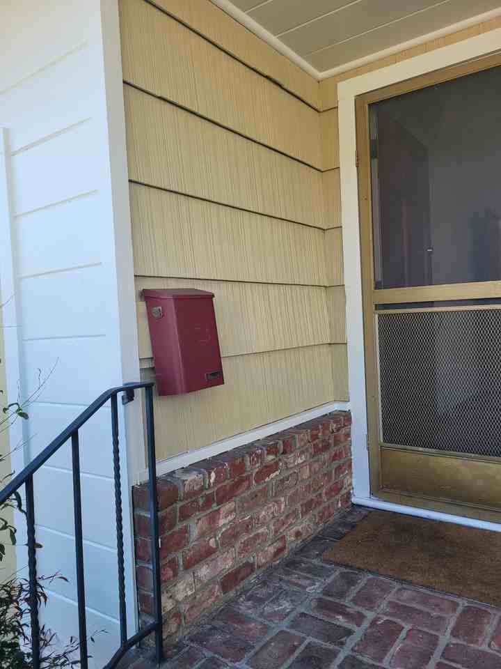 5363 James Ave - Photo 3 of 20