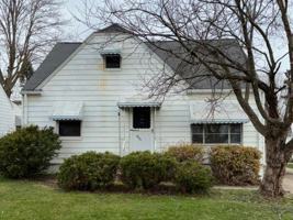 featured image of 13201 York Blvd