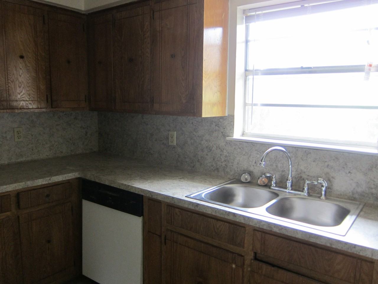 2010 Secretariat Trce #B - Photo 2 of 9