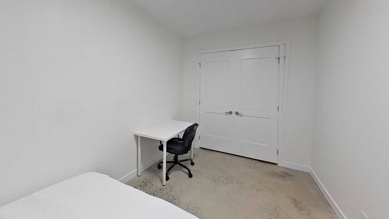 44 Chippewa Ave - Photo 5 of 17