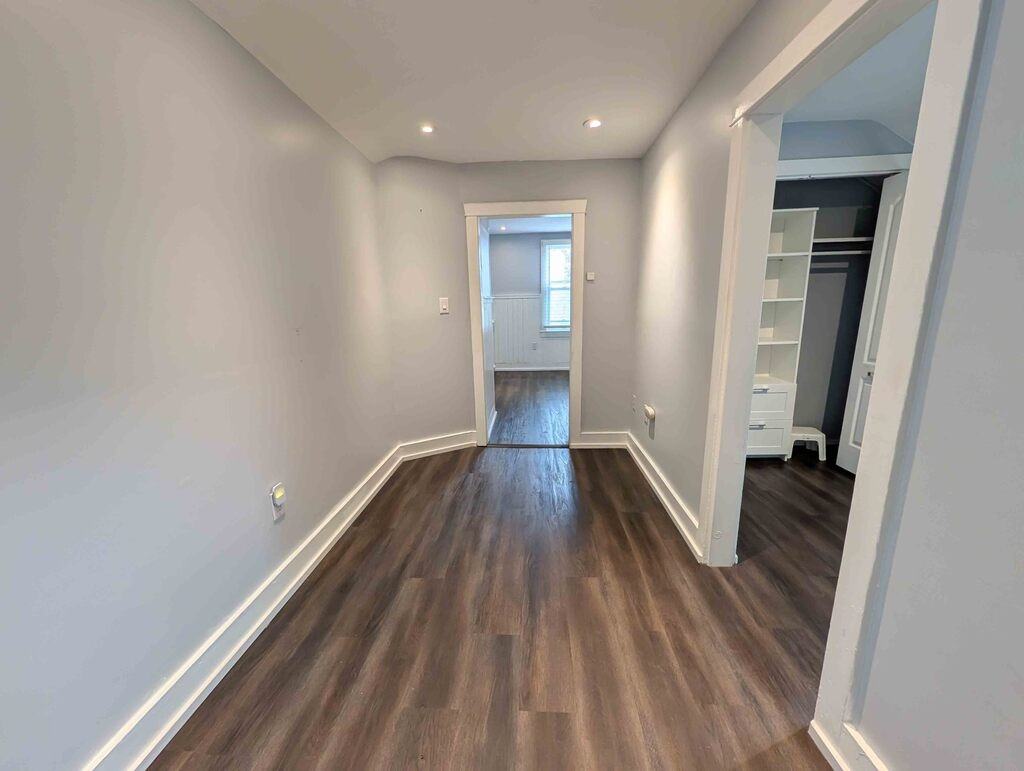 49 Thorold Rd - Photo 4 of 15